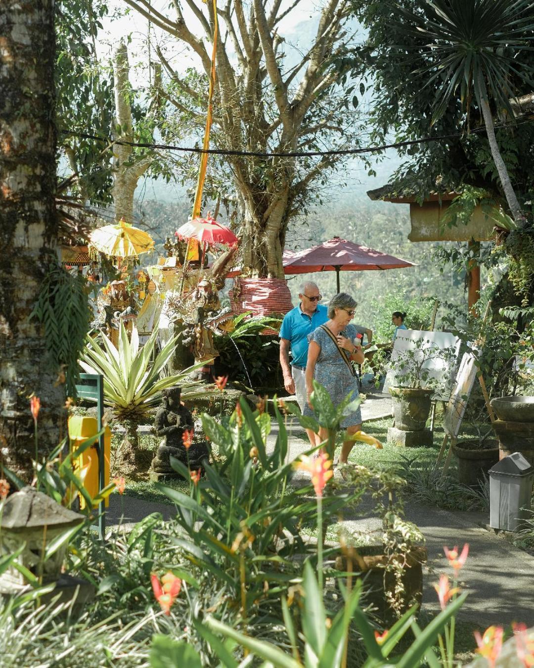 Mahagiri Resort & Restaurant Menanga ภายนอก รูปภาพ