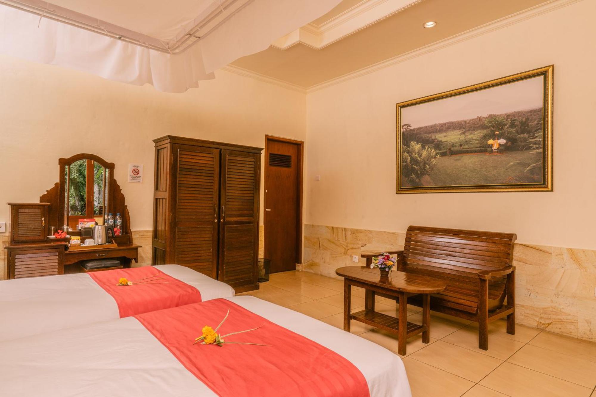 Mahagiri Resort & Restaurant Menanga ภายนอก รูปภาพ
