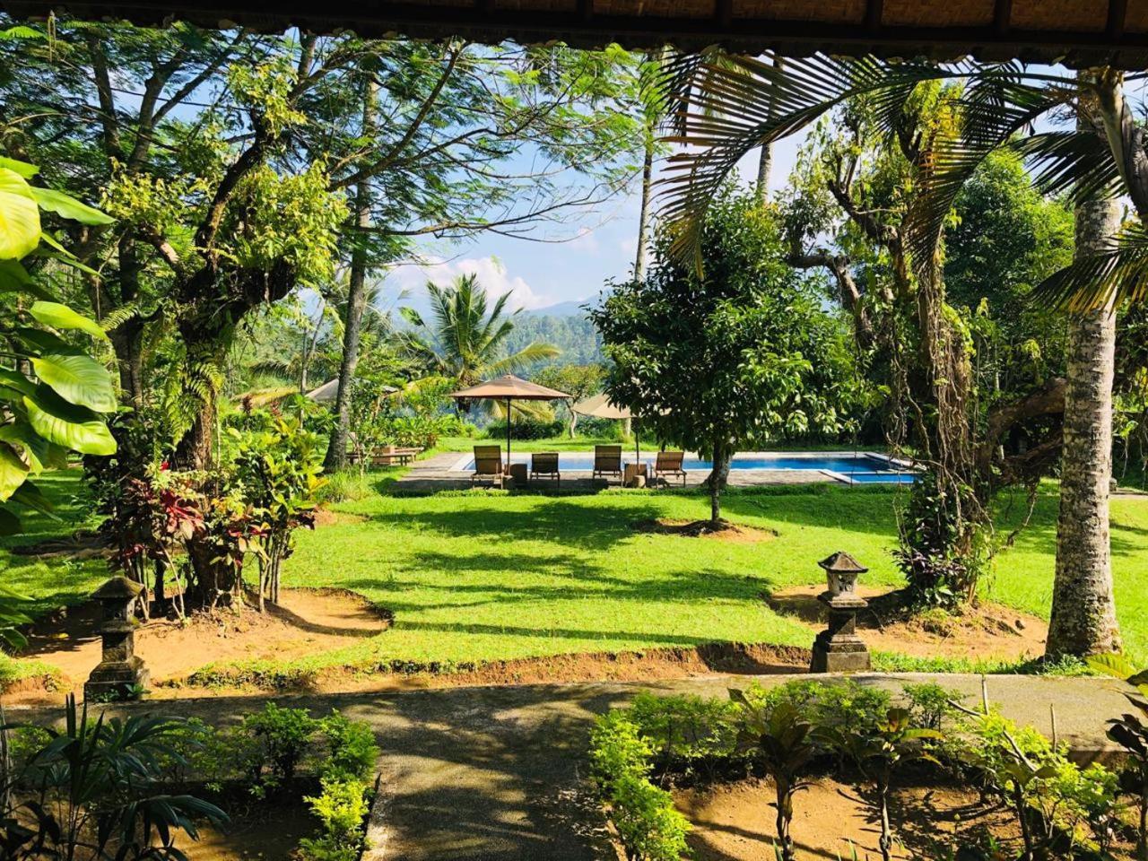 Mahagiri Resort & Restaurant Menanga ภายนอก รูปภาพ